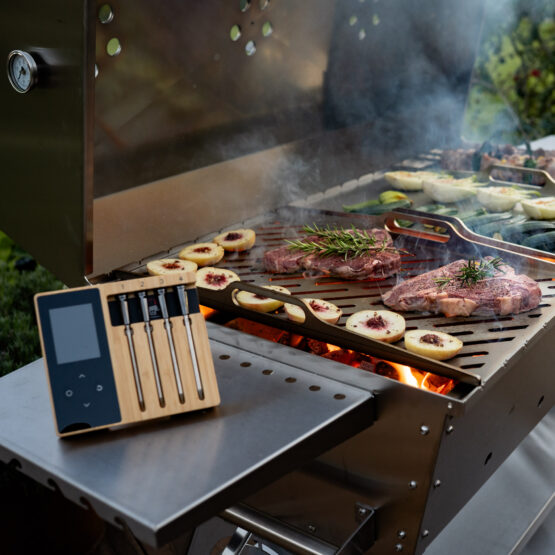 GrillSymbol nutikas juhtmevaba lihatermomeeter, 4 sondiga GrillSymbol nutikas juhtmevaba lihatermomeeter, 4 sondiga